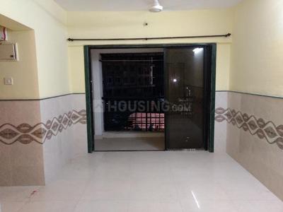 Gallery Cover Image of 650 Sq.ft 1 BHK Apartment for rent in HDIL Galaxy Apartments CDF Wings, Kurla East for 20000