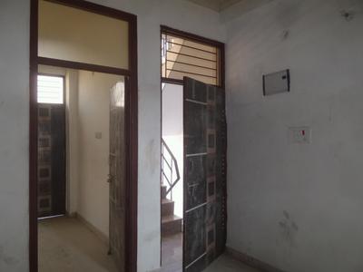 Gallery Cover Image of 650 Sq.ft 2 BHK Apartment for buy in Govindpuram for 1287000