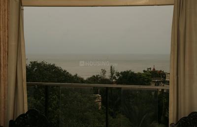 Gallery Cover Image of 1200 Sq.ft 2 BHK Apartment for buy in Cumballa Hill for 75000000