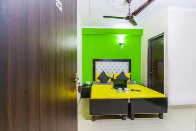Hall Image of Oyo Life Ol_nod994 in Sector 62