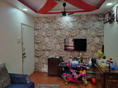Gallery Cover Image of 800 Sq.ft 2 BHK Apartment for buy in Sakinaka for 15500000