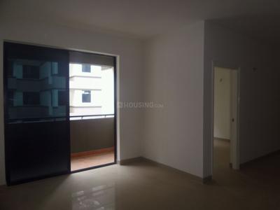 Gallery Cover Image of 1241 Sq.ft 3 BHK Apartment for buy in Thanisandra Main Road for 5400000