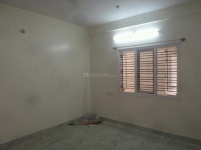 Gallery Cover Image of 1200 Sq.ft 2 BHK Apartment for rent in Rajajinagar for 20000