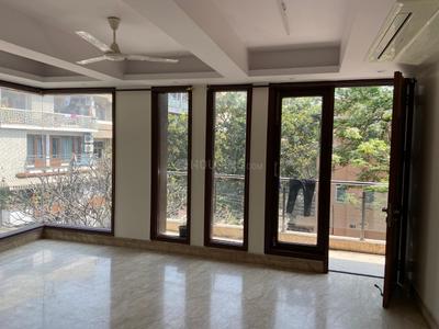 Sarvapriya Vihar, photo 2 of 7