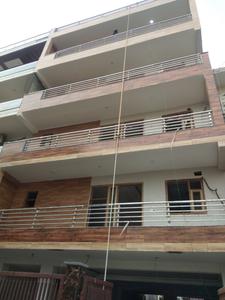 Gallery Cover Image of 2430 Sq.ft 4 BHK Independent Floor for buy in Royal AK Floors 3 Greenfield Colony, Sector 43 for 8500000