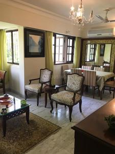 Gallery Cover Image of 860 Sq.ft 2 BHK Apartment for buy in Bandra West for 49000000