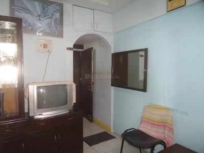 Gallery Cover Image of 600 Sq.ft 2 BHK Apartment for buy in Thane West for 6900000