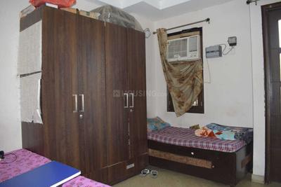 Bedroom Image of Sai Sadan PG in Sector 16 Rohini