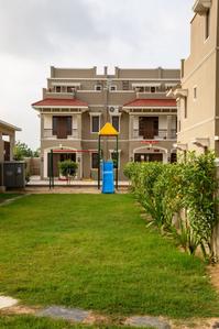 Gallery Cover Image of 2430 Sq.ft 4 BHK Villa for buy in Shaliin Maple Bunglows, Lambha for 5400000