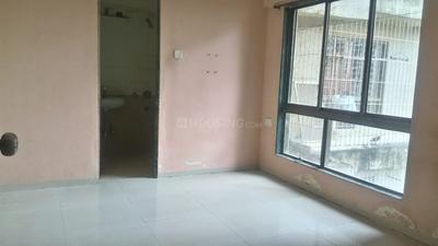 Gallery Cover Image of 838 Sq.ft 2 BHK Apartment for buy in Thane West for 9500000