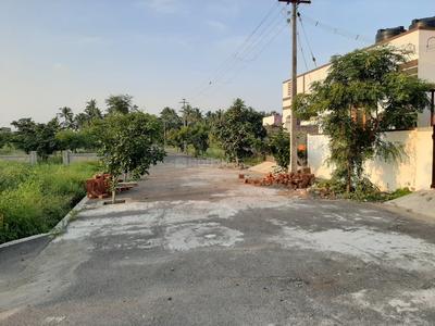 Gallery Cover Image of Sq.ft Residential Plot for buy in Saravanampatty for 450000