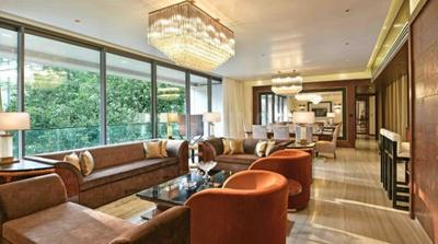 Gallery Cover Image of 3500 Sq.ft 4 BHK Apartment for buy in Bandra West for 130000000