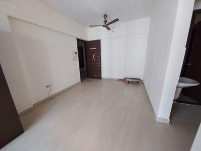 Gallery Cover Image of 650 Sq.ft 1 BHK Apartment for buy in Lodha Casa Ultima, Thane West for 7500000