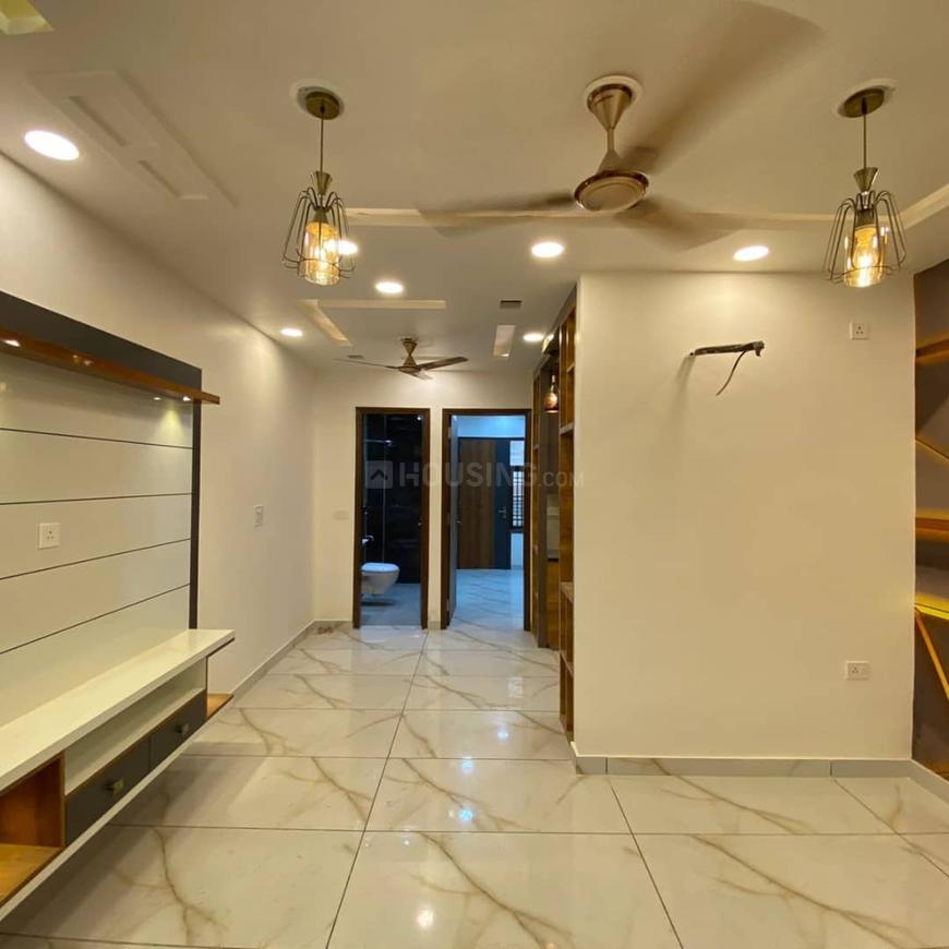 Hall Image of 900 Sq.ft 2 BHK Independent House for buy in Nainana Jat for 3200000