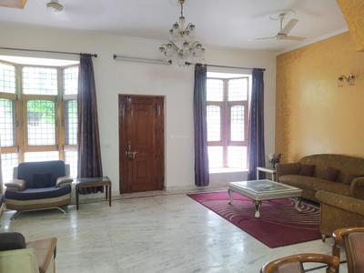 Gallery Cover Image of 5500 Sq.ft 6 BHK Independent House for buy in Sector 41 for 28500000