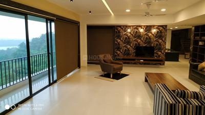 Gallery Cover Image of 6305 Sq.ft 4 BHK Independent House for buy in Bambolim for 38000000