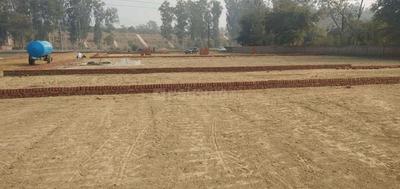 Gallery Cover Image of Sq.ft Residential Plot for buy in Sarojini Nagar for 600000