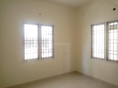 Gallery Cover Image of 946 Sq.ft 2 BHK Apartment for buy in Pallikaranai for 4999999
