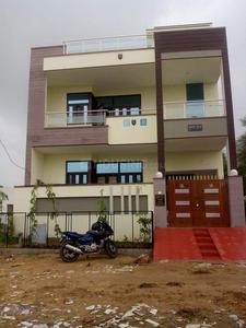8 BHK Villa