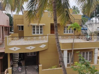 Gallery Cover Image of 1200 Sq.ft 2 BHK Independent Floor for rent in Bilekahalli for 15000