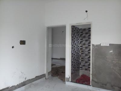 Gallery Cover Image of 800 Sq.ft 2 BHK Apartment for buy in Ward No 113 for 2400000