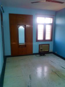 Gallery Cover Image of 1260 Sq.ft 2 BHK Apartment for rent in Purvanchal PMO Apartments, Sector 62 for 13000