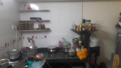 Gallery Cover Image of 1000 Sq.ft 2 BHK Apartment for buy in Sidheshwar Peth for 3500000