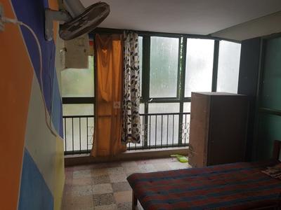 Gallery Cover Image of 2400 Sq.ft 4 BHK Independent Floor for rent in Basaveshwara Nagar for 70000