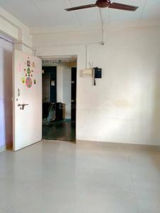 Gallery Cover Image of 420 Sq.ft 1 BHK Apartment for rent in Mahada New Tower, Malad West for 14750