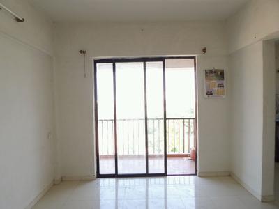 Gallery Cover Image of 650 Sq.ft 1 BHK Apartment for buy in Wagholi for 3500000
