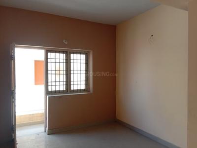 Gallery Cover Image of 975 Sq.ft 2 BHK Apartment for buy in Iyyappanthangal for 3700000