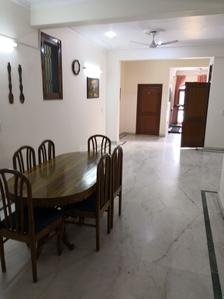 Gallery Cover Image of 4850 Sq.ft 3 BHK Independent Floor for rent in Sector 11 for 22000