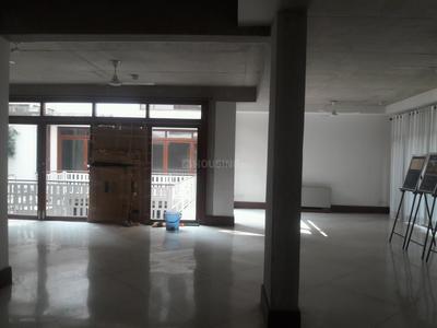 5+ BHK Independent House