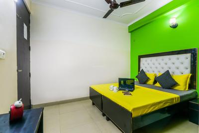 Bedroom Image of Oyo Life Ol_nod994 in Sector 62