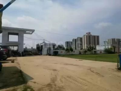 Gallery Cover Image of 1020 Sq.ft 2 BHK Apartment for buy in Vrindavan for 3500000