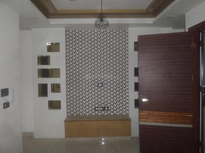 Gallery Cover Image of 800 Sq.ft 2 BHK Independent Floor for buy in Mahavir Enclave for 4800000