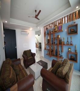 Gallery Cover Image of 2150 Sq.ft 5+ BHK Independent Floor for buy in Tellapur for 9000000