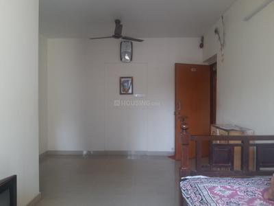 Gallery Cover Image of 600 Sq.ft 1 BHK Apartment for buy in Dadar West for 17500000