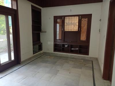 BHK Independent Floor for rent in Safdarjung Enclave, South