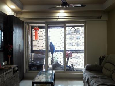 Gallery Cover Image of 1250 Sq.ft 2 BHK Apartment for buy in Malad West for 17500000
