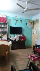 Gallery Cover Image of 610 Sq.ft 1 BHK Apartment for buy in Malad West for 8500000