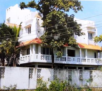 Gallery Cover Image of 6500 Sq.ft 4 BHK Villa for buy in Puzhal for 29500000