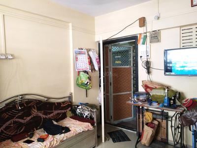 Gallery Cover Image of 280 Sq.ft 1 RK Apartment for buy in Andheri East for 3500000