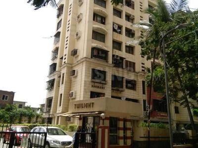 Gallery Cover Image of 580 Sq.ft 1 BHK Apartment for buy in Powai for 10500000