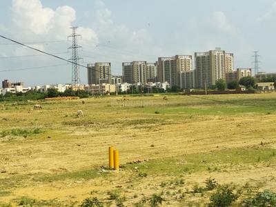 Gallery Cover Image of Sq.ft Residential Plot for buy in Sector 81 for 9360000