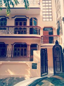 Gallery Cover Image of 1350 Sq.ft 4 BHK Independent House for buy in Gamma I Greater Noida for 7500000