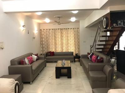 6 BHK Independent House