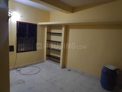 Gallery Cover Image of 800 Sq.ft 2 BHK Apartment for rent in Korattur for 9000