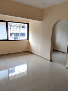 Gallery Cover Image of 570 Sq.ft 1 BHK Apartment for buy in Thane West for 7500000