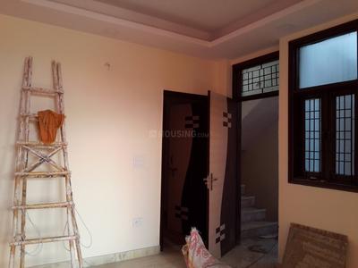 Gallery Cover Image of 750 Sq.ft 2 BHK Apartment for buy in Chhattarpur for 2670000